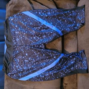 Danskin now black and blue Capri leggings